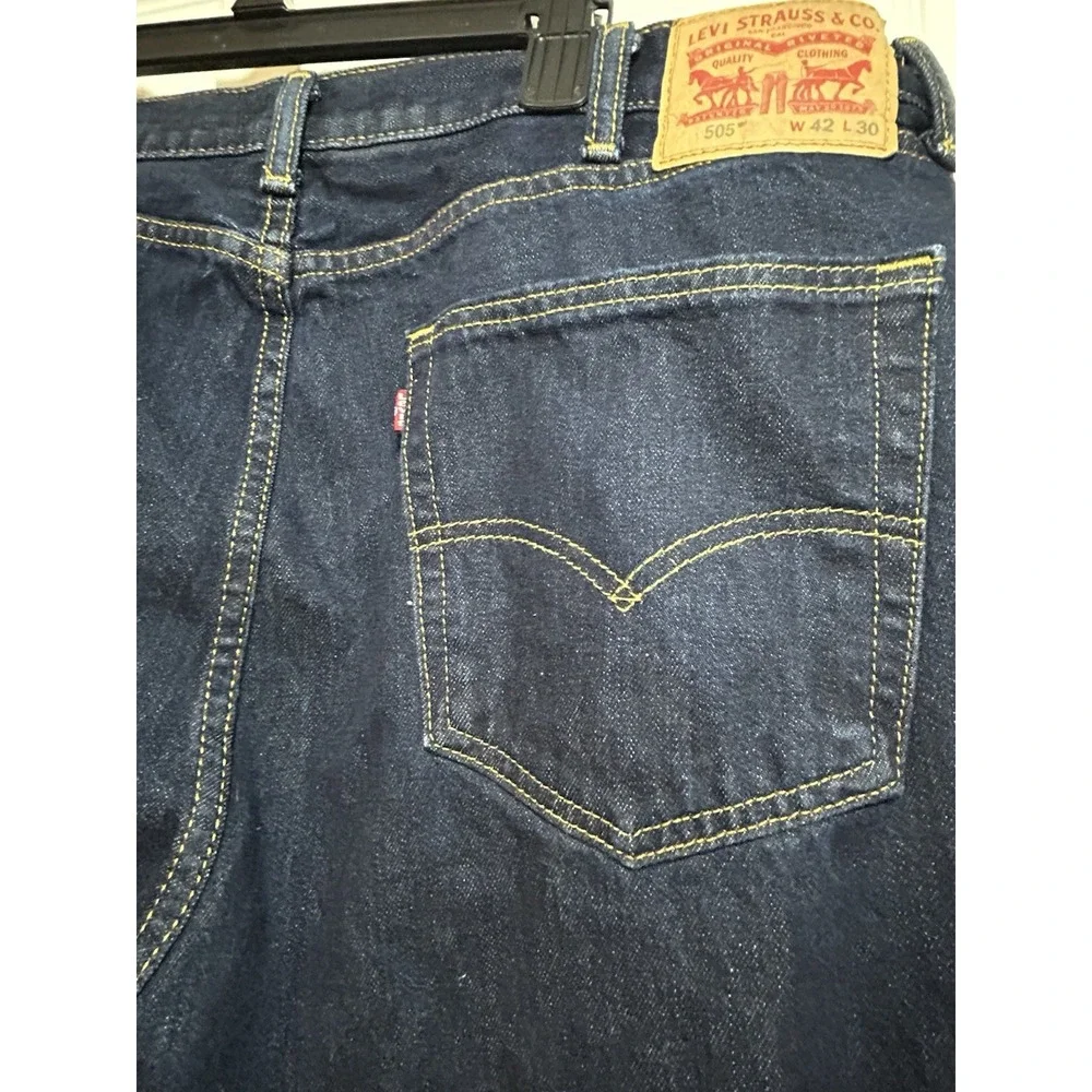 Levis 505 Jeans Mens 42X30 Blue‎ Dark Wash Cotton Stretch Straight Fit Workwear